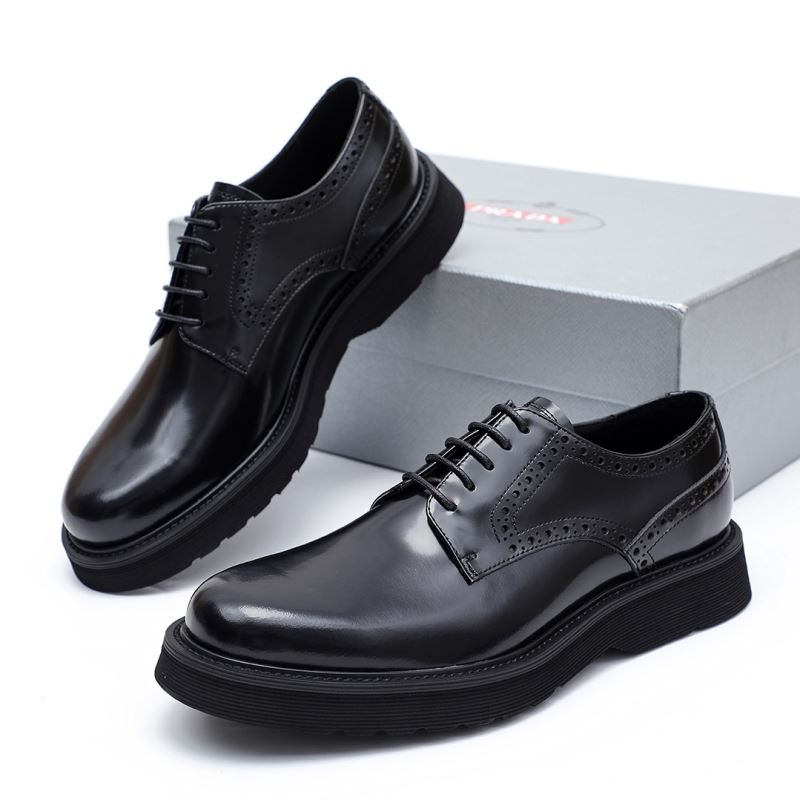 Pra*a leather shoes
